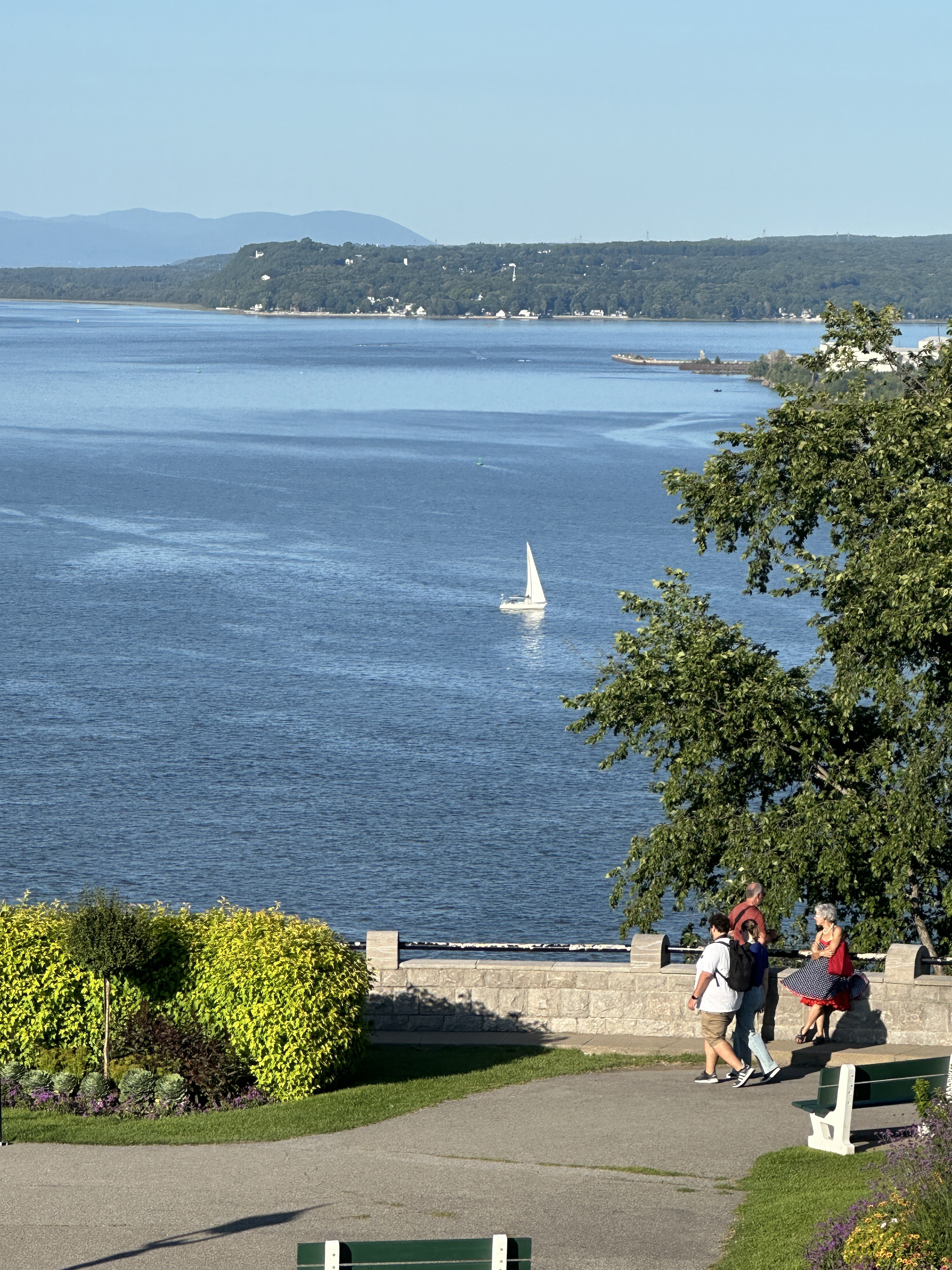 ⳥-ǡڶ: ˷ ͻحϣ Hilton Quebec