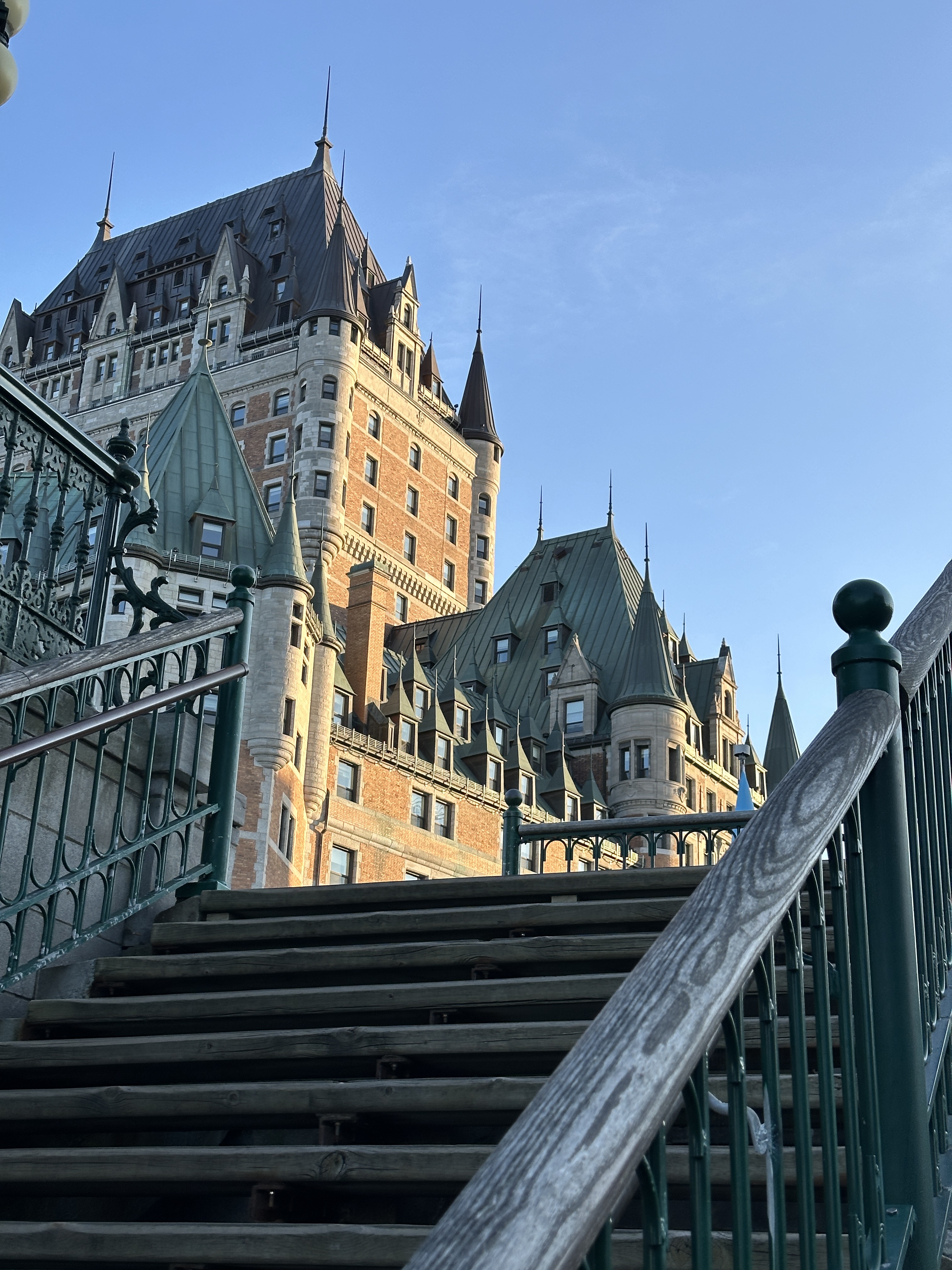 ⳥-ǡڶ: ˷ ͻحϣ Hilton Quebec