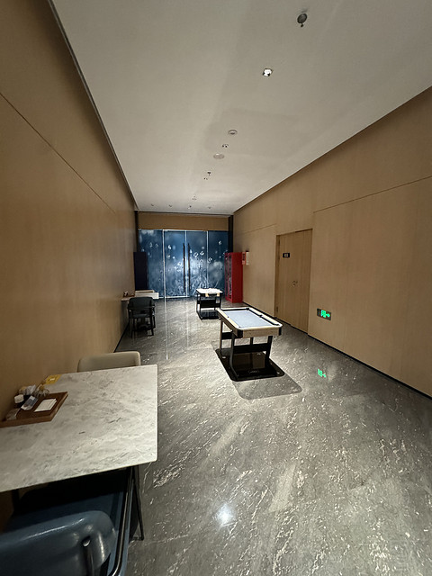 上海滴水湖万枫酒店豪华双床房体验