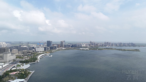 上海滴水湖万枫酒店豪华双床房体验