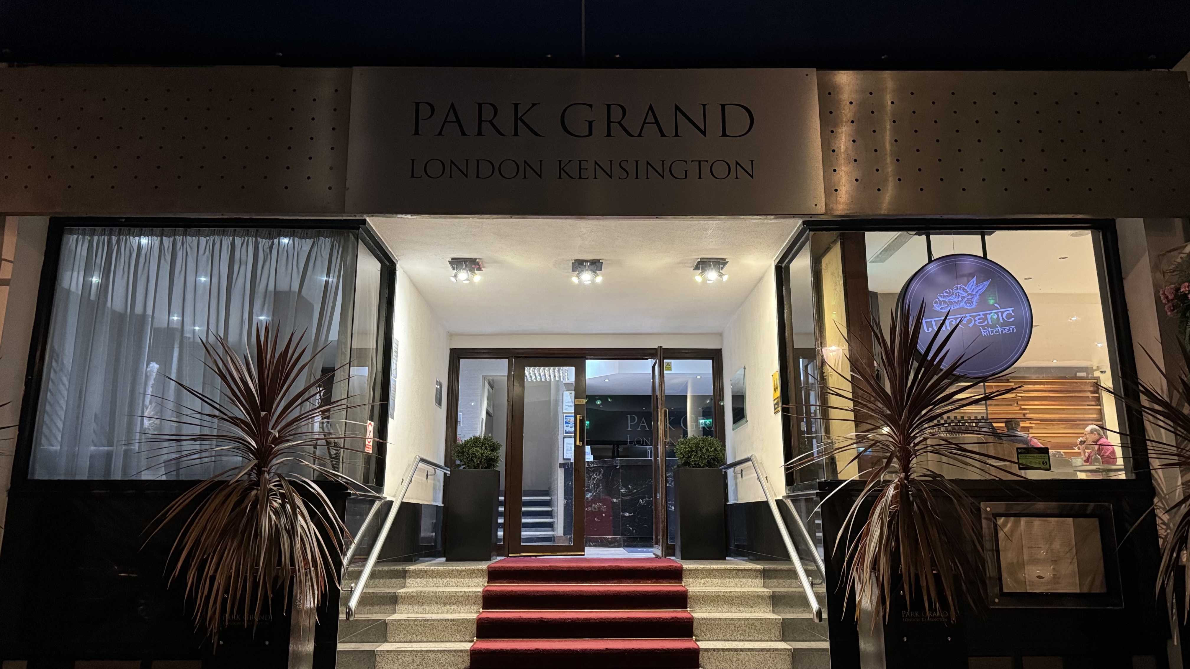 ӢףĹɡPark Grand London Kensington׶ؿٹ԰Ʒ֮ѡƵ꣩