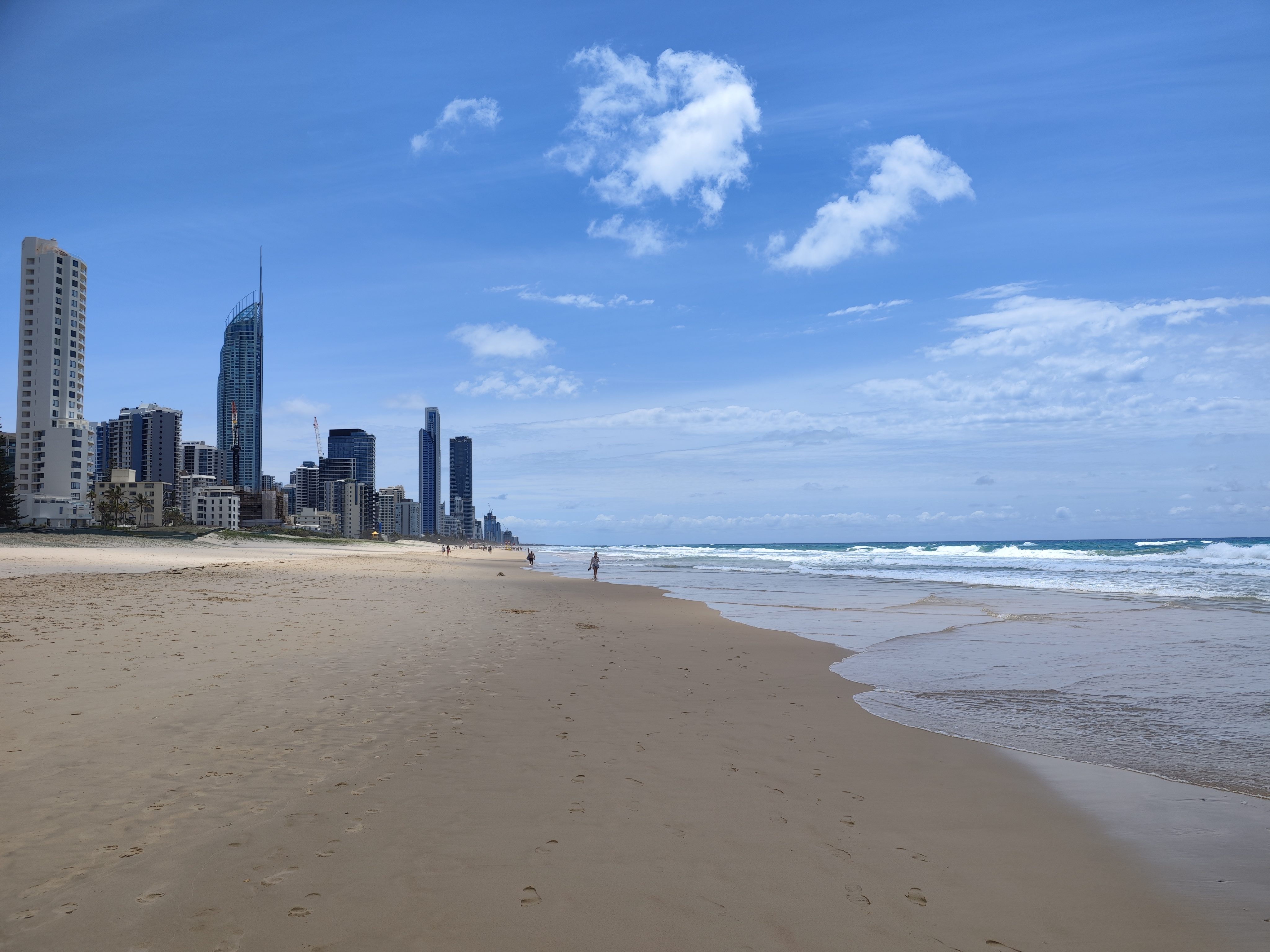 #ƽ𺣰#ŵسSurfers Paradise in Gold Coast.