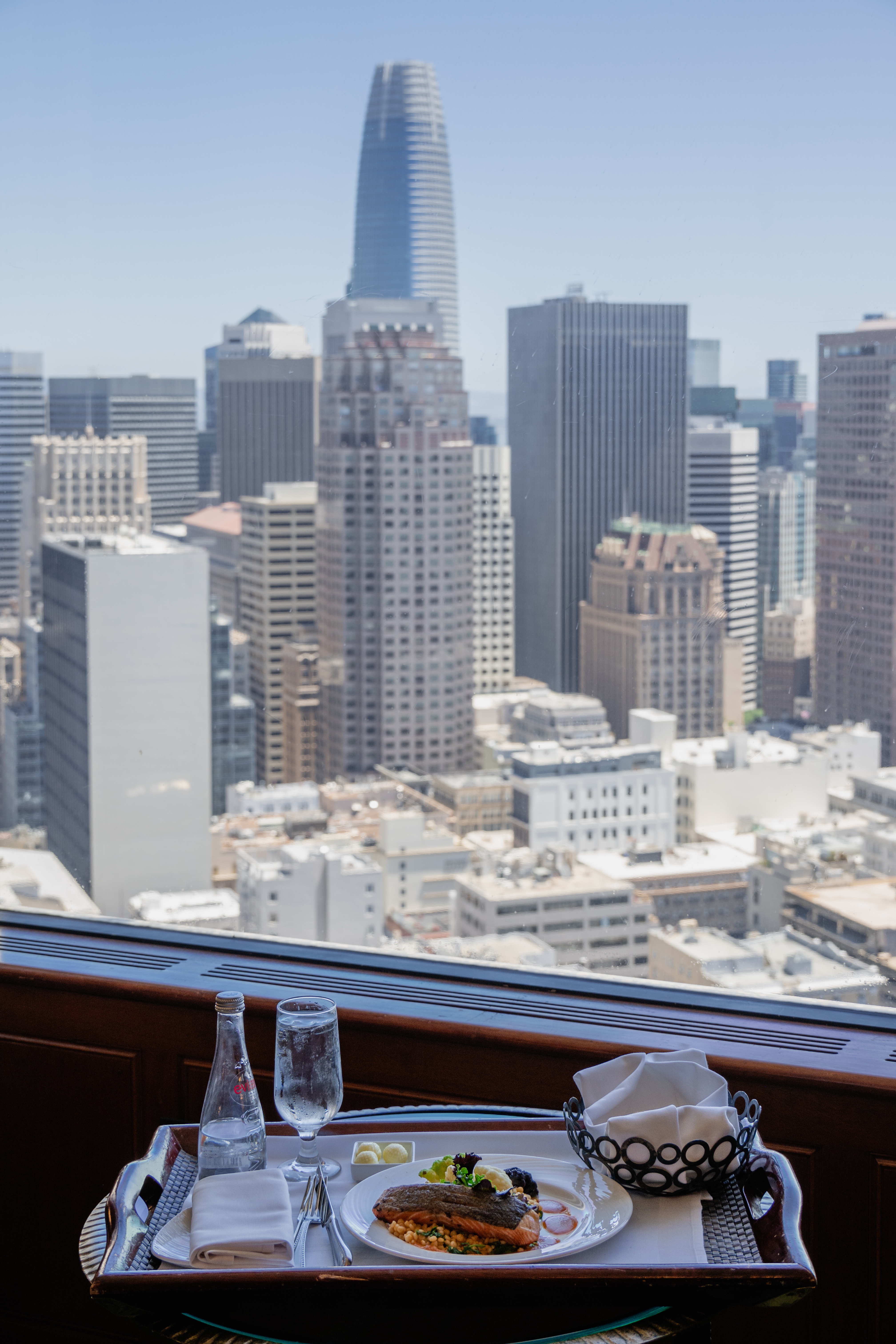 ɽɽ˻ս˹޼ InterContinental Mark Hopkins SF Penthouse Suite