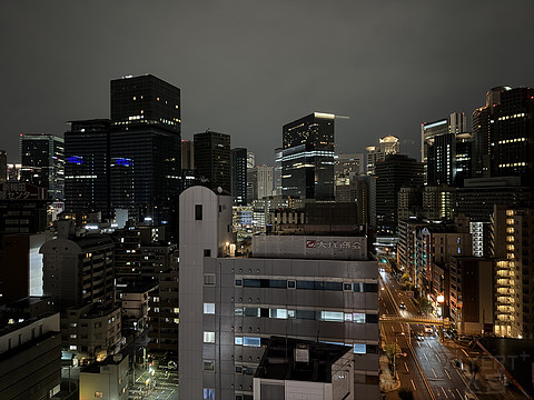 闹市斗居——大阪梅田Moxy酒店一晚