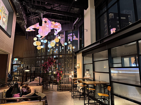 闹市斗居——大阪梅田Moxy酒店一晚