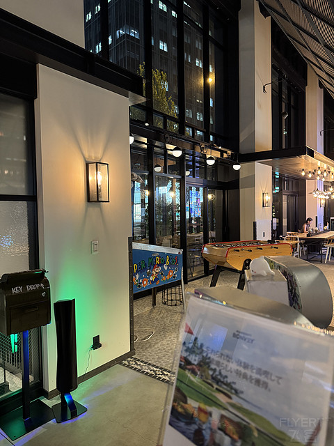 闹市斗居——大阪梅田Moxy酒店一晚