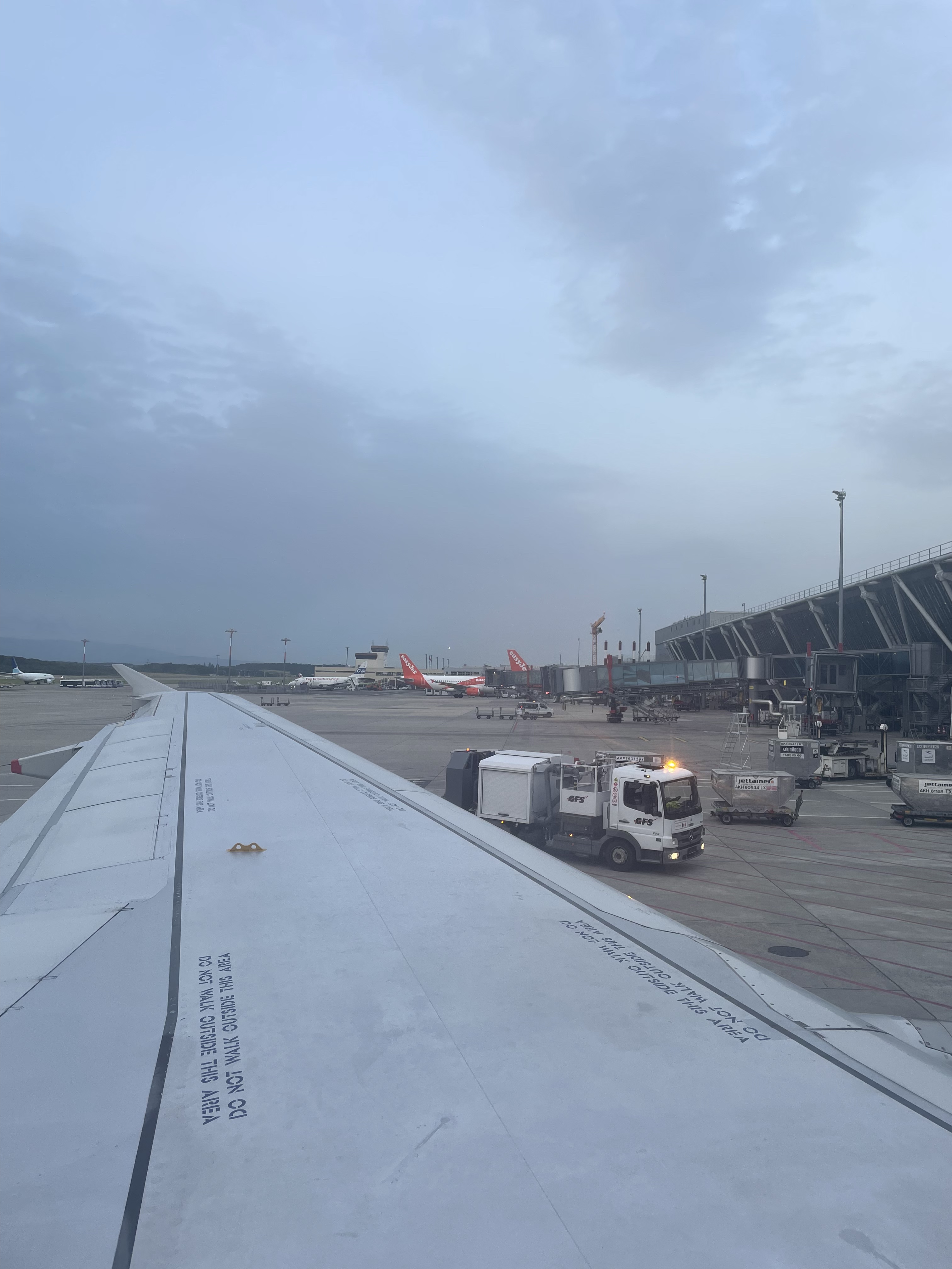 BA 736 LHR-GVA Ӣ Euro Traveller  ׶ϣ˹ - 