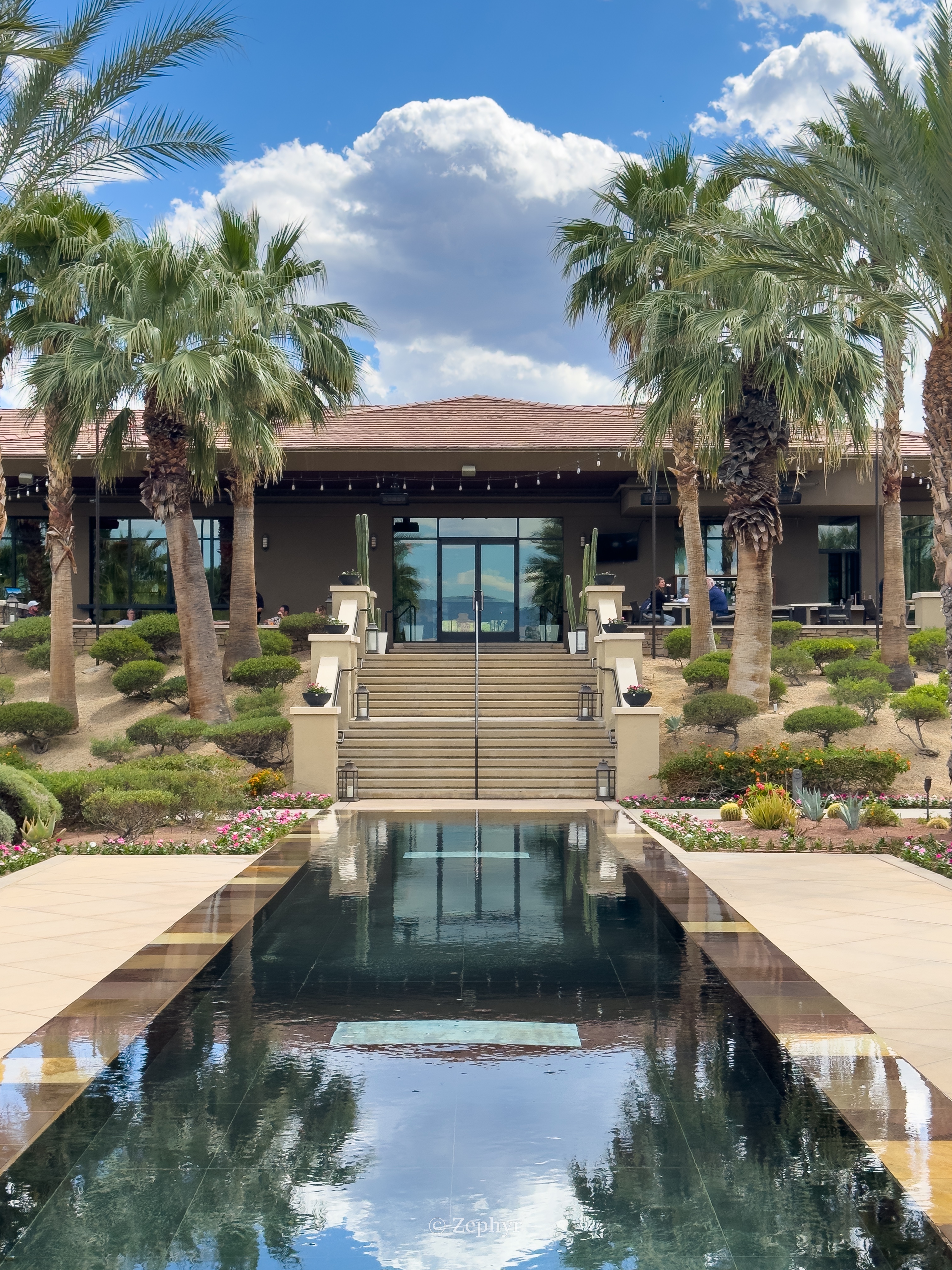 ȪӰ˼-ɳĮ֮ϵİɽȼThe Ritz-Carlton, Rancho Mirage