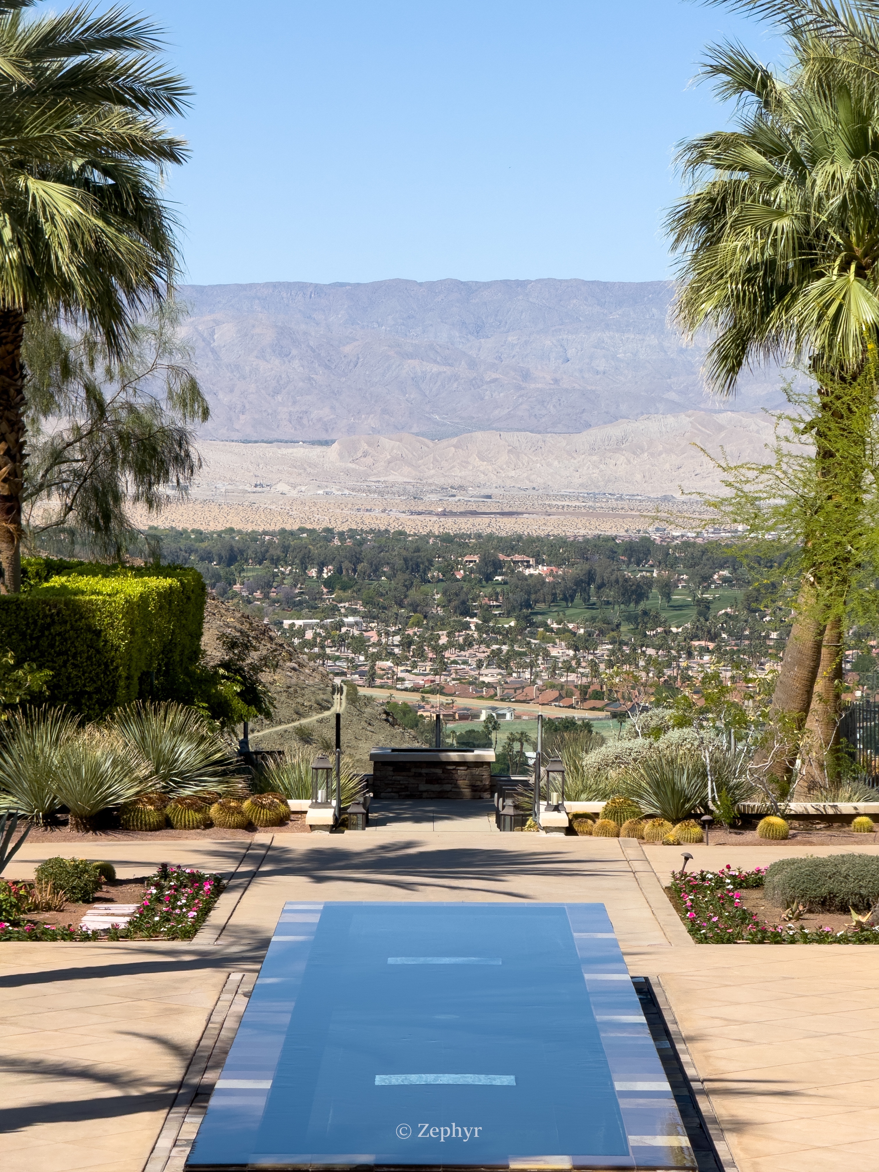 ȪӰ˼-ɳĮ֮ϵİɽȼThe Ritz-Carlton, Rancho Mirage