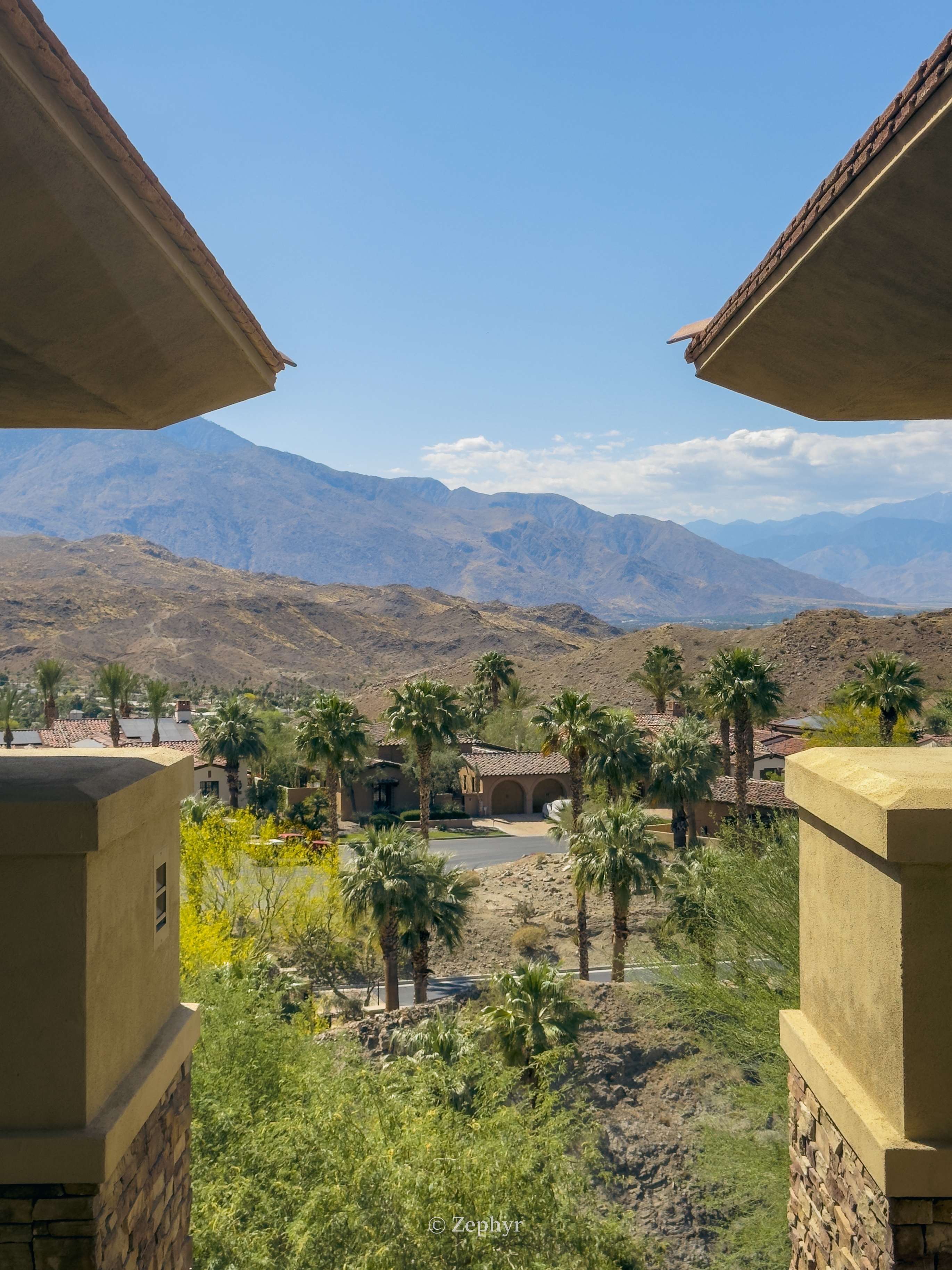 ȪӰ˼-ɳĮ֮ϵİɽȼThe Ritz-Carlton, Rancho Mirage