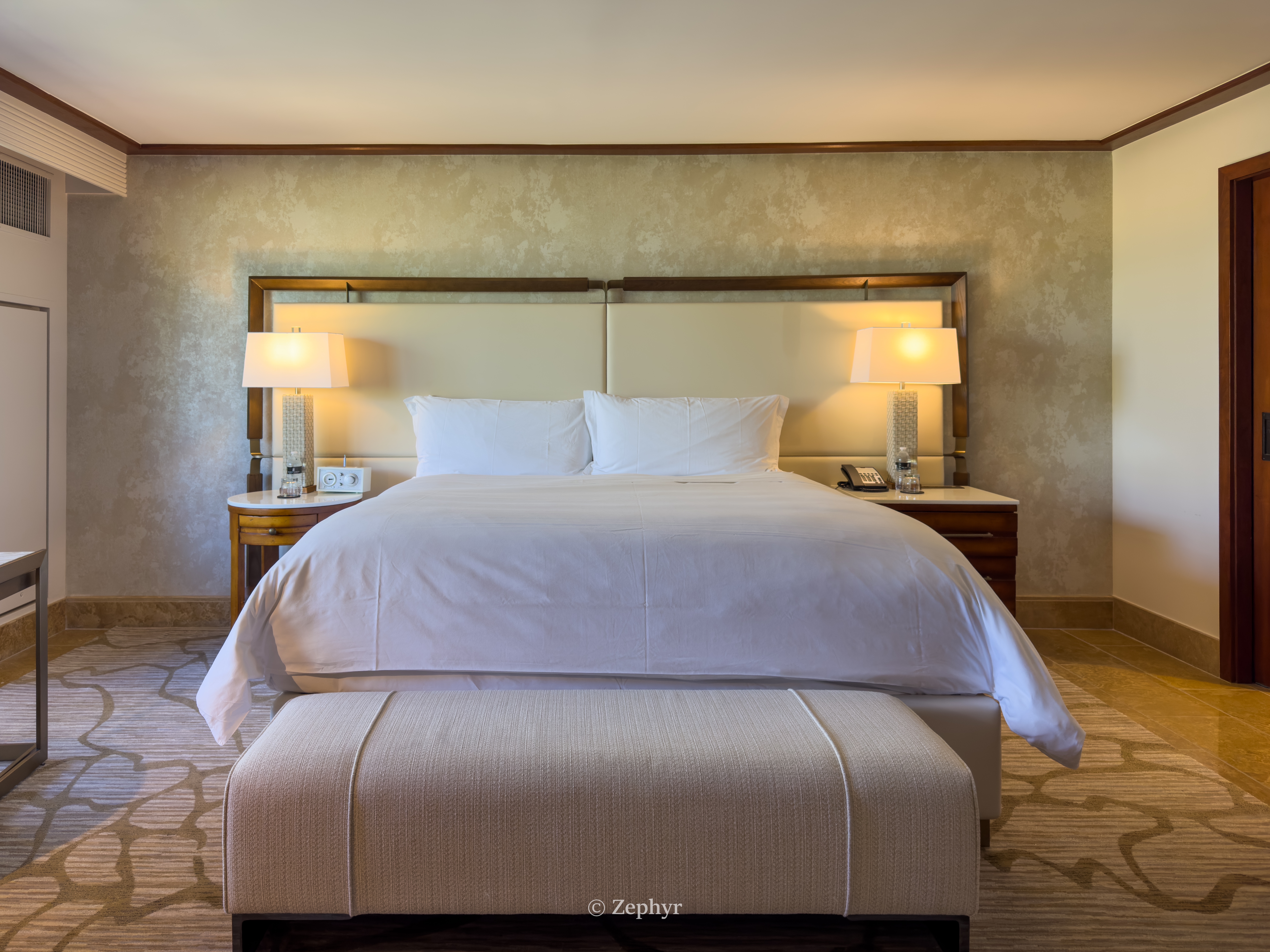 ȪӰ˼-ɳĮ֮ϵİɽȼThe Ritz-Carlton, Rancho Mirage