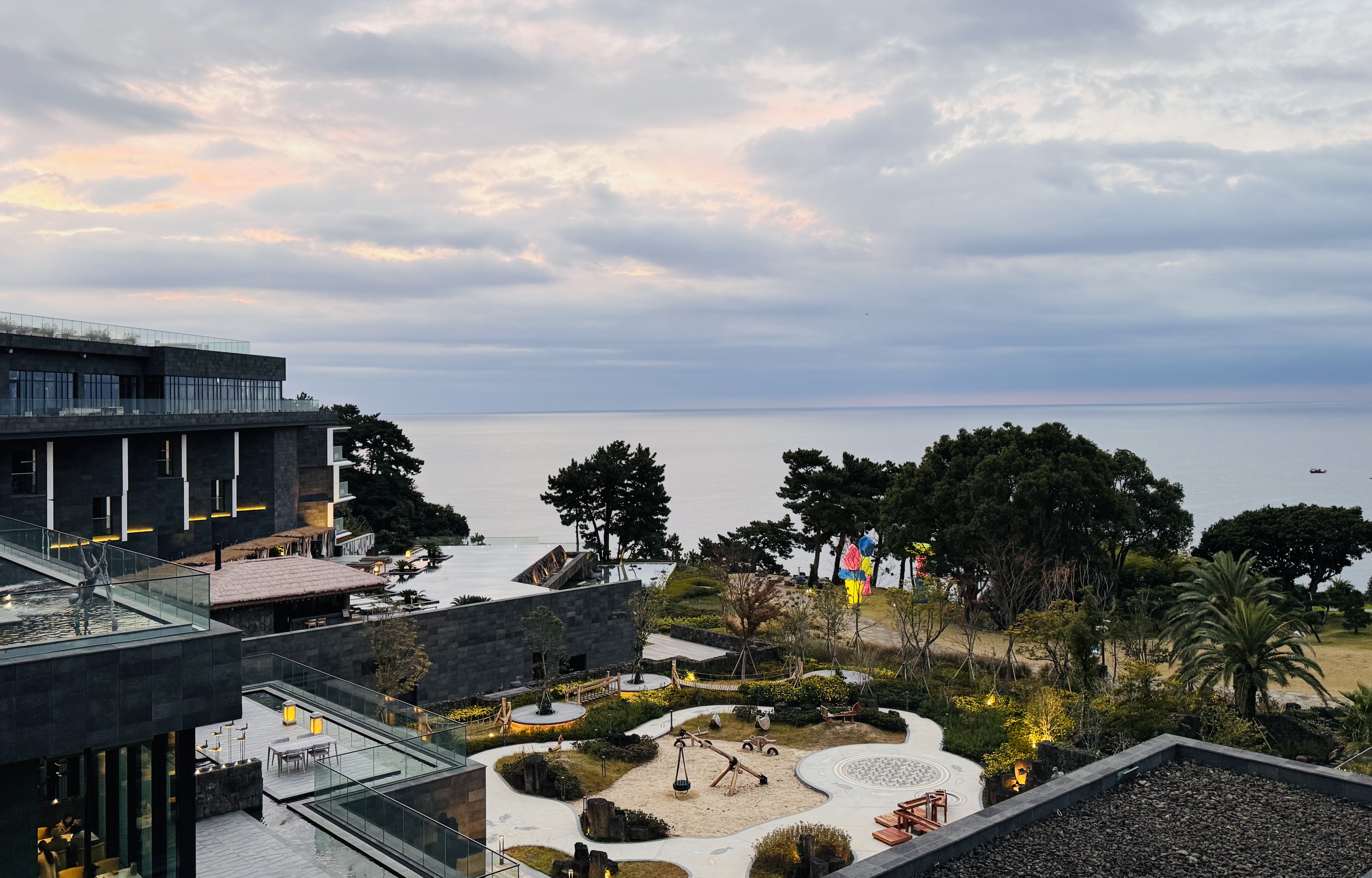 ֵҹ|ݵJWȼٴƵ(JW Marriott Jeju Resort & Spa)ס