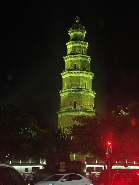 水至此而夷，山至此而陵 ‖ 宜昌长江智选假日酒店