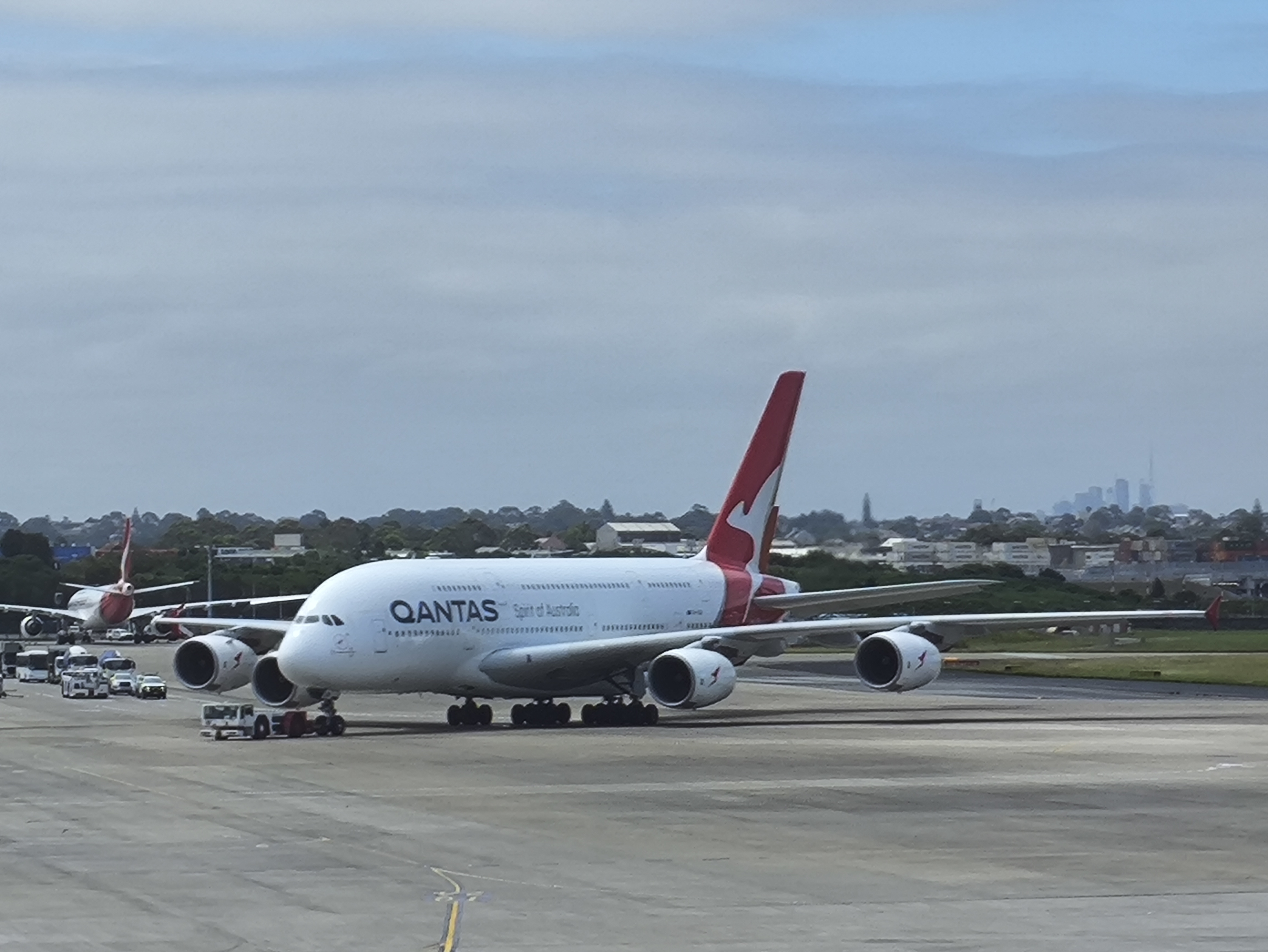 дβ䱦ߴ-޺ Qantas QF1 SYD-SIN տA380-800 ò