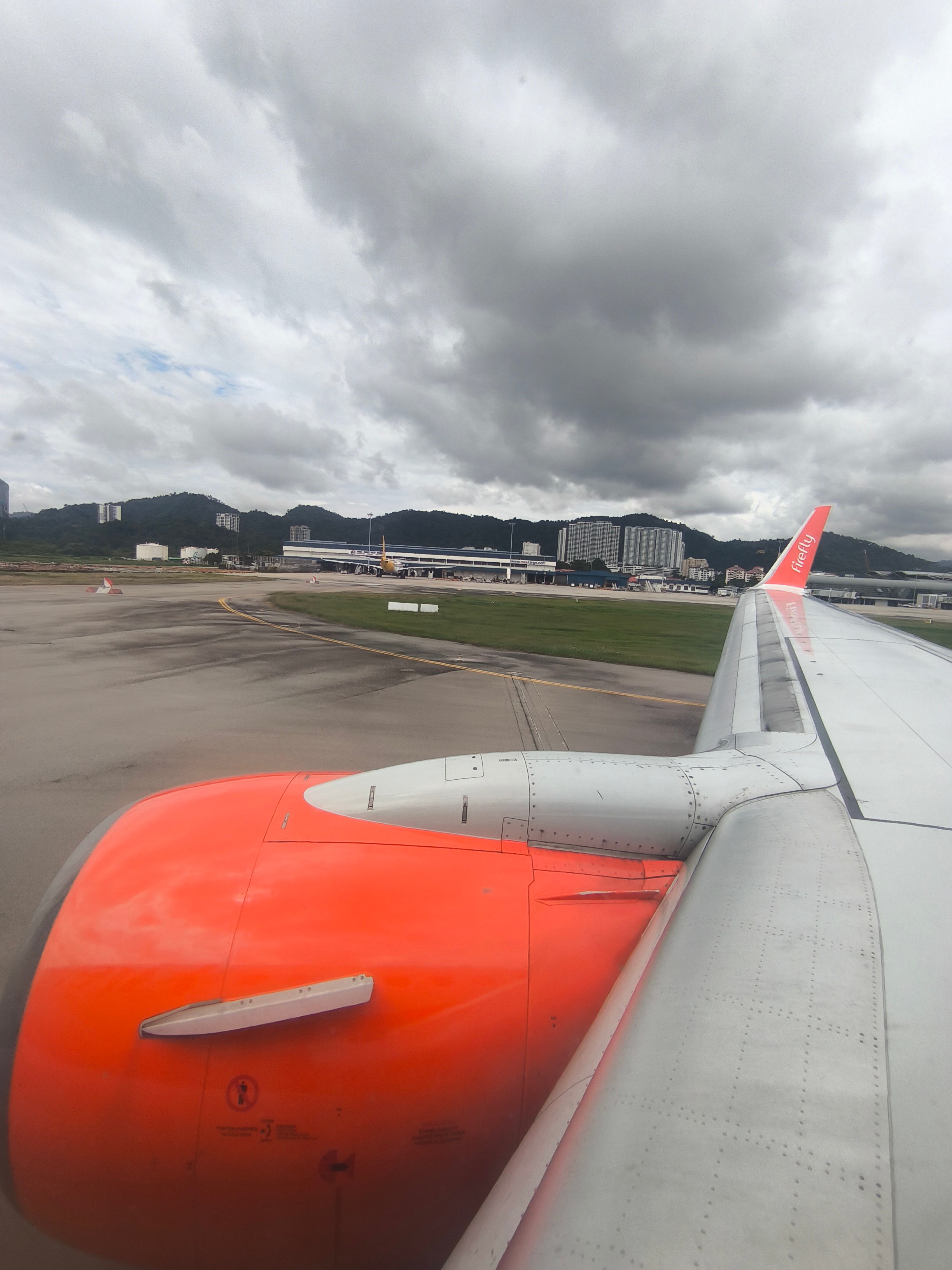 ;ߣ¡ʻ-ө Firefly FY2871 PEN-SZB 737-800