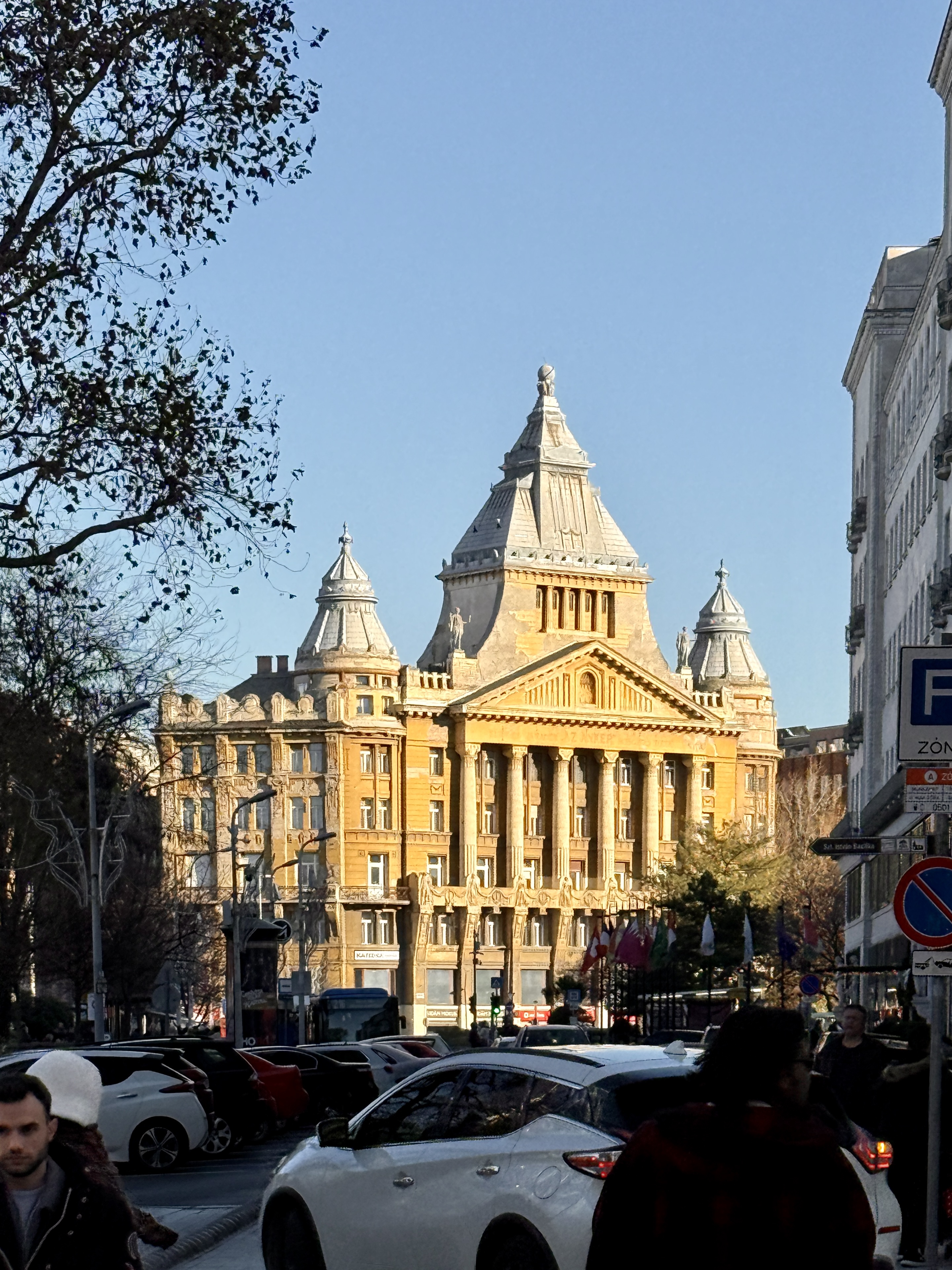 Millennium Court, Budapest | ˹Ԣ