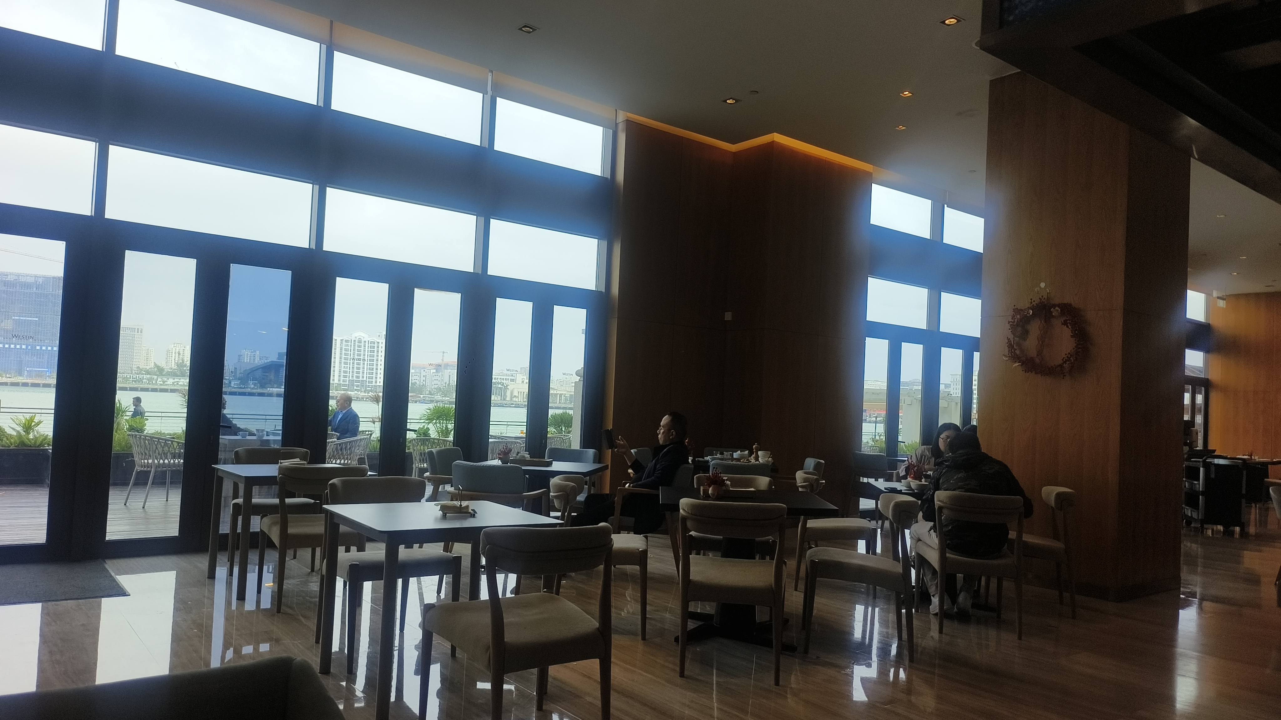 ھCλ-Westin ׷
