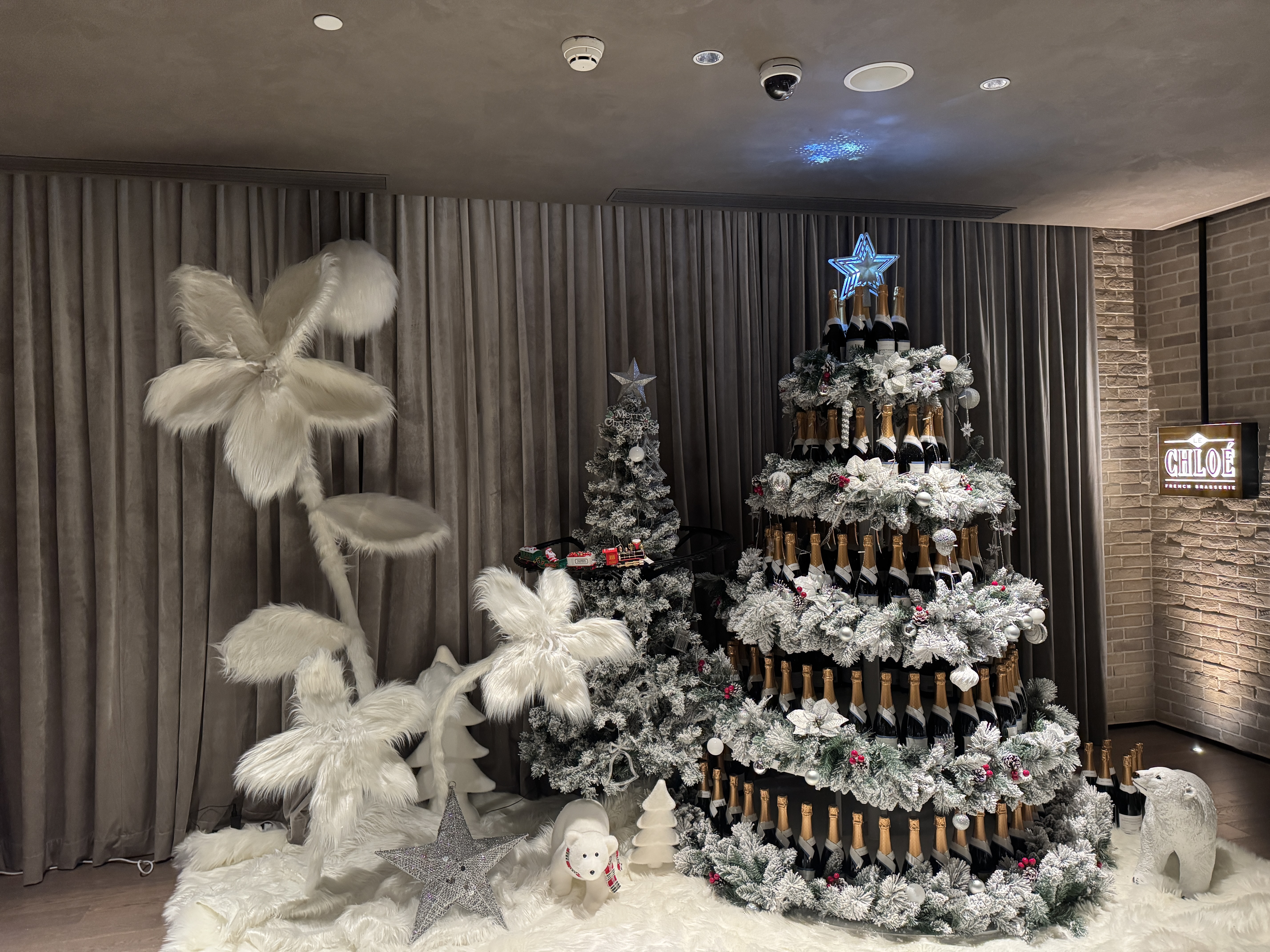 141 Ϻնǰ̲Ƶ/Kimpton hotel shanghai qiantan🎄