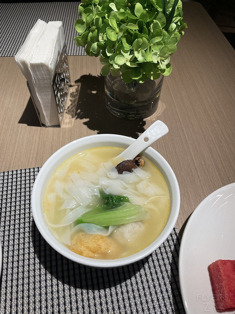 福建：三明：三明三元希尔顿欢朋酒店，很不错   永安桃源洞和鳞隐石林攻略