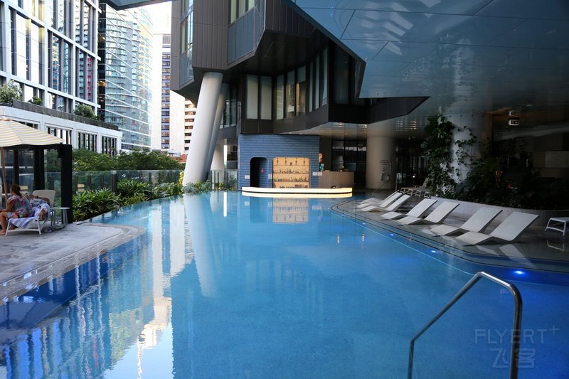 Brisbane--The Westin Brisbane Pool (4).JPG