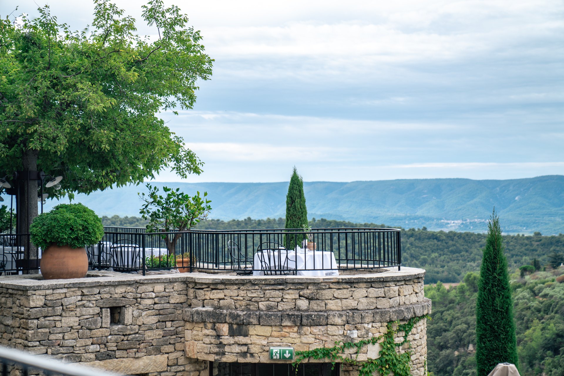 Airelles Gordes, La Bastide˹ϵıأԽݻһϷ