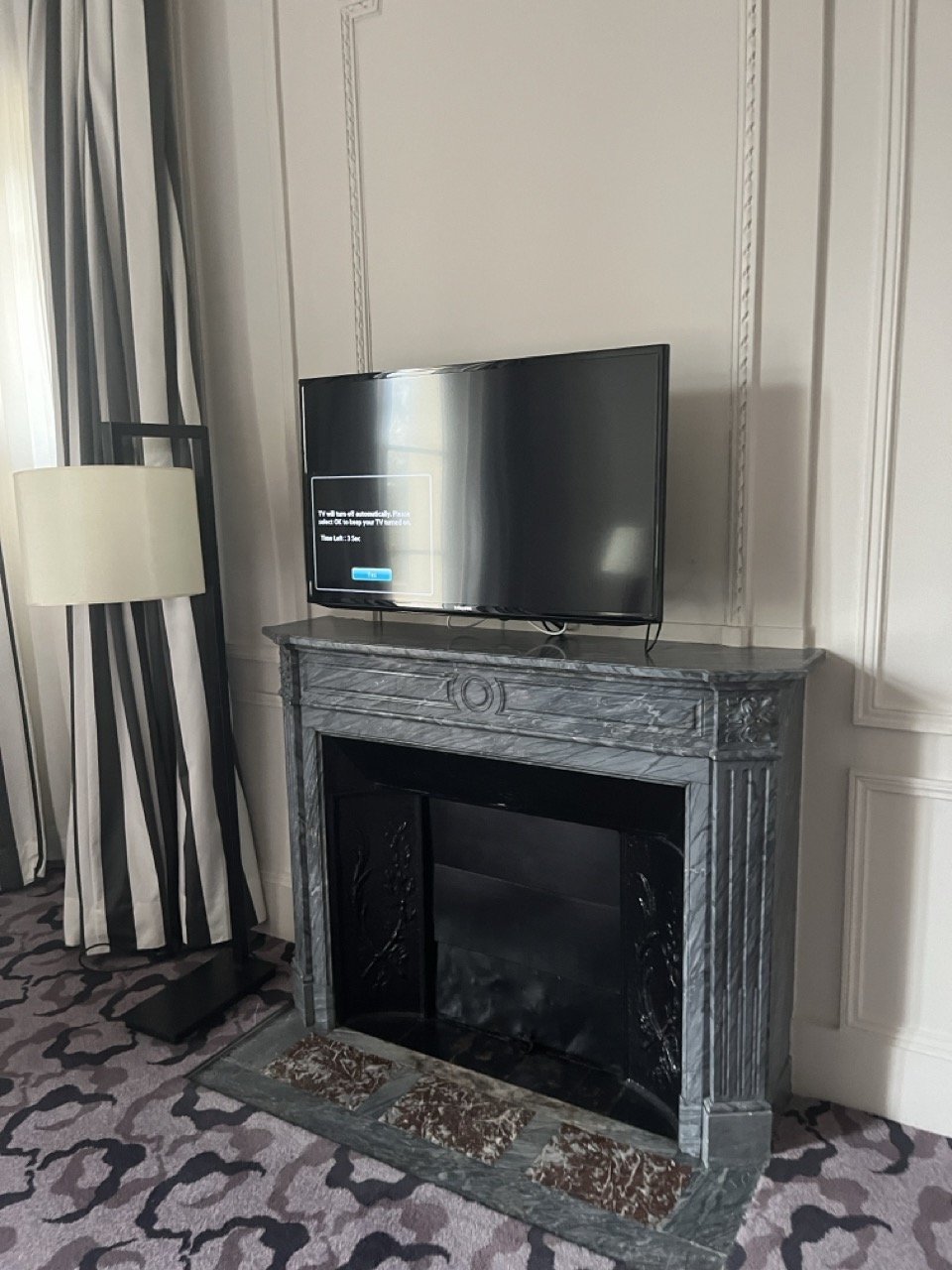 ڻʹ԰ŷʽƵ Waldorf Astoria Versailles-Trianon Place