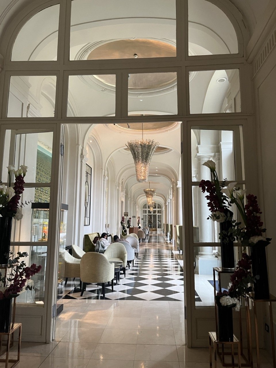 ڻʹ԰ŷʽƵ Waldorf Astoria Versailles-Trianon Place