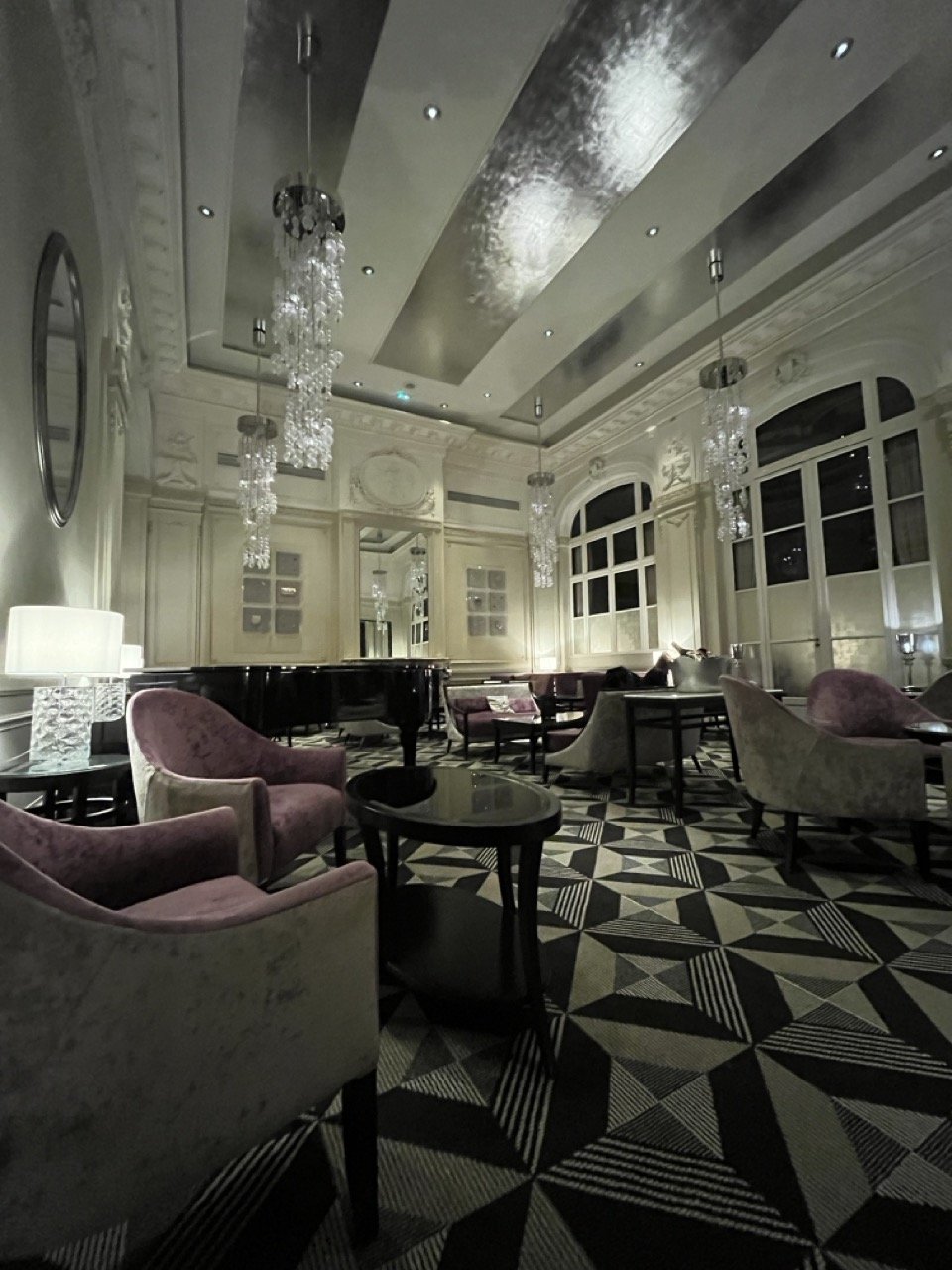 ڻʹ԰ŷʽƵ Waldorf Astoria Versailles-Trianon Place