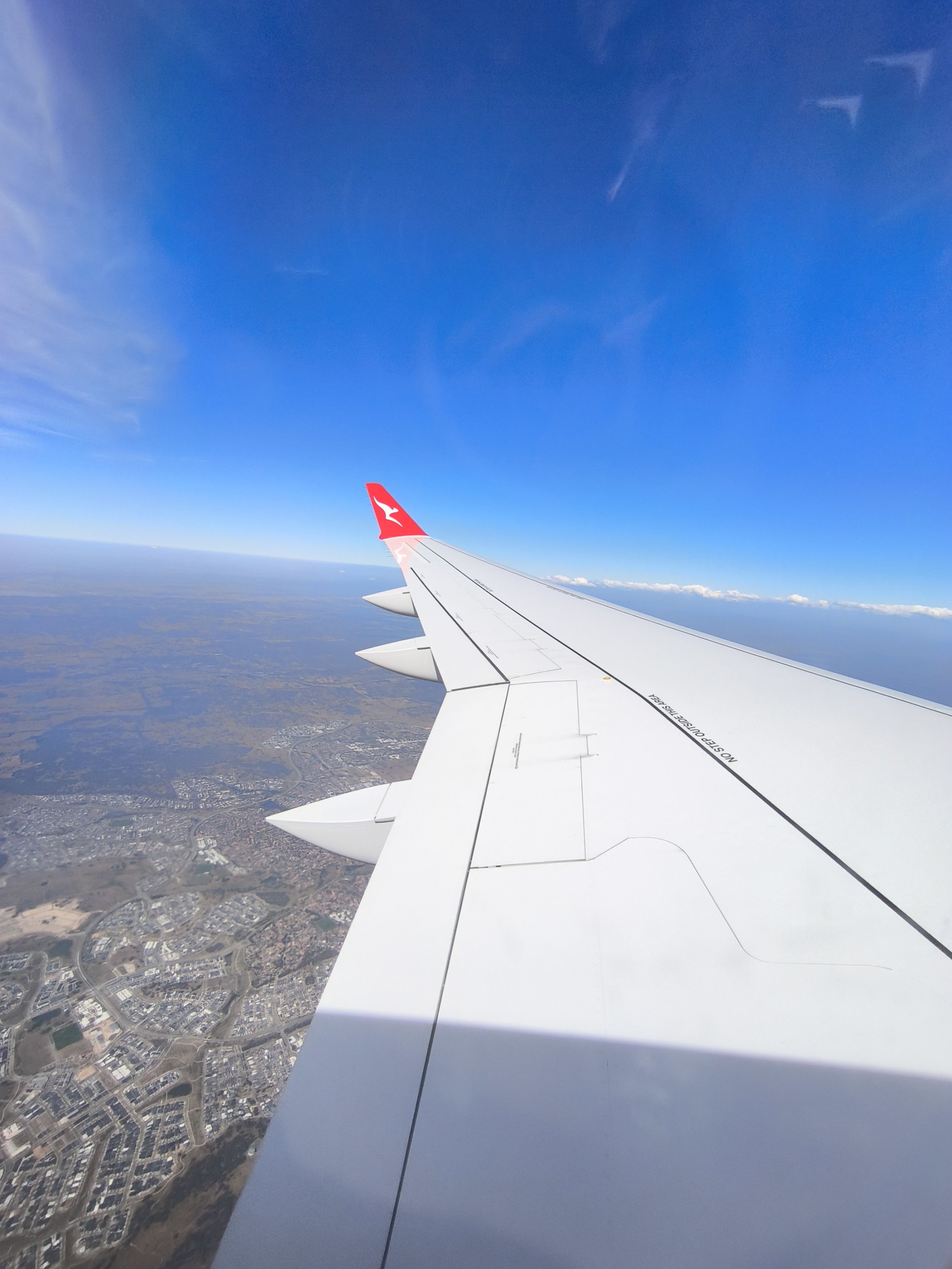 ʱ-ĺ Qantaslink տA220-300 QF1281 CBR-MEL ò (վ׷)