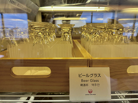 东航MU522东京成田飞上海浦东商务舱体验