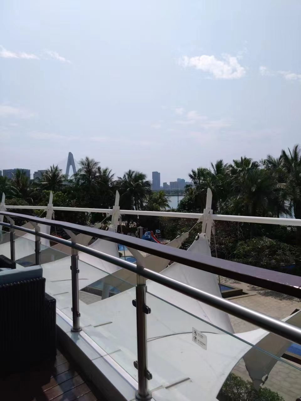 ڻ޼