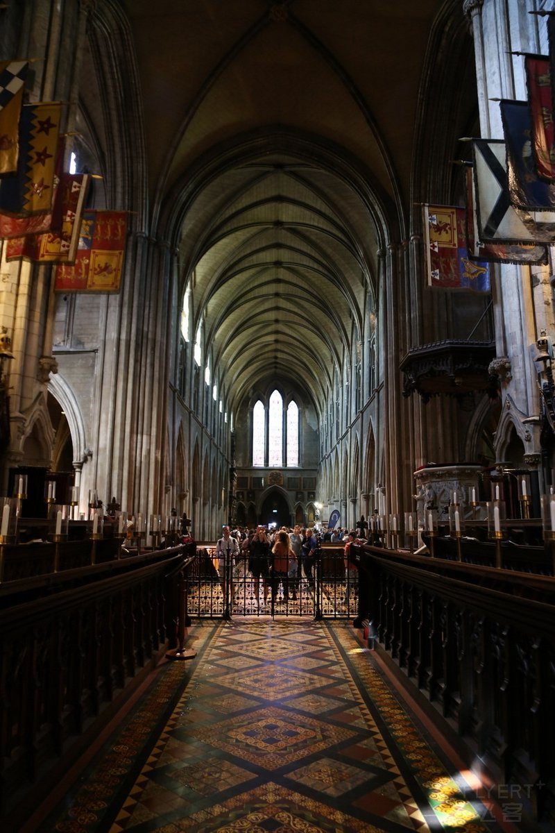 Dublin--Downtown St Patrick Cathedral (15).JPG