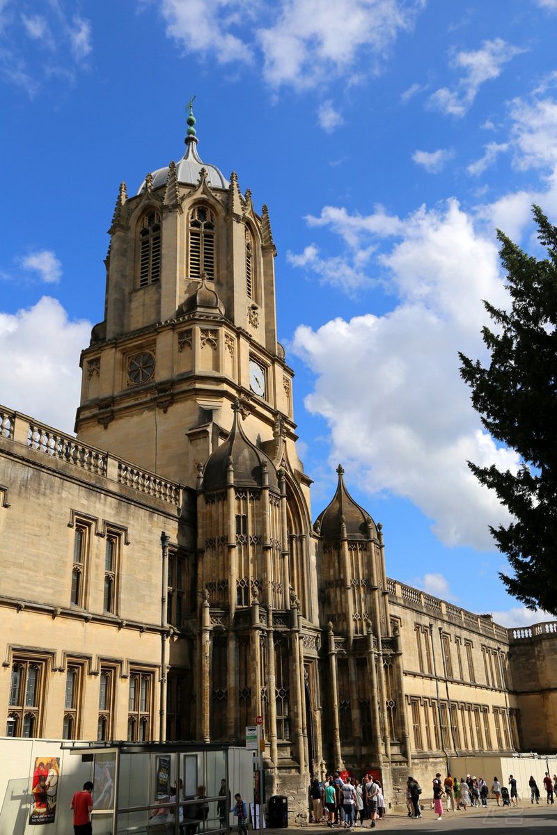 Oxford--Christ Church College (41).JPG