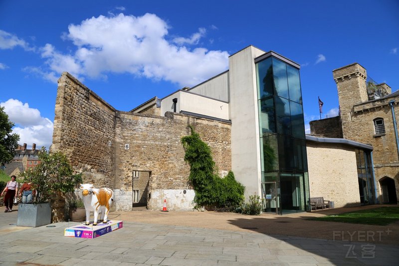 Oxford--Oxford Castle (6).JPG