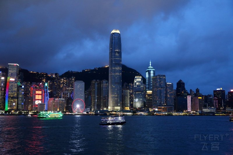 Hong Kong at Night (16).JPG