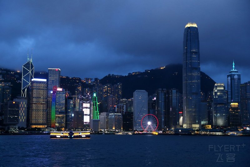 Hong Kong at Night (8).JPG