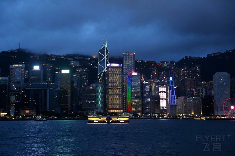 Hong Kong at Night (7).JPG