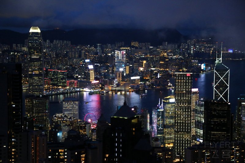 Hong Kong--Overview from Taipin Mountain (45).JPG