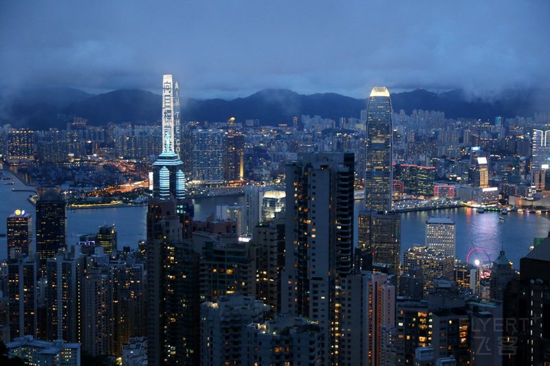 Hong Kong--Overview from Taipin Mountain (20).JPG