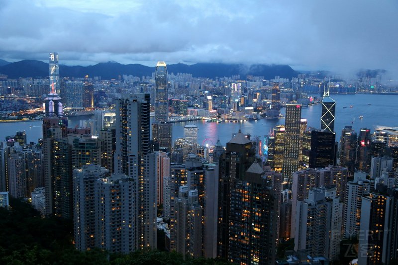 Hong Kong--Overview from Taipin Mountain (11).JPG