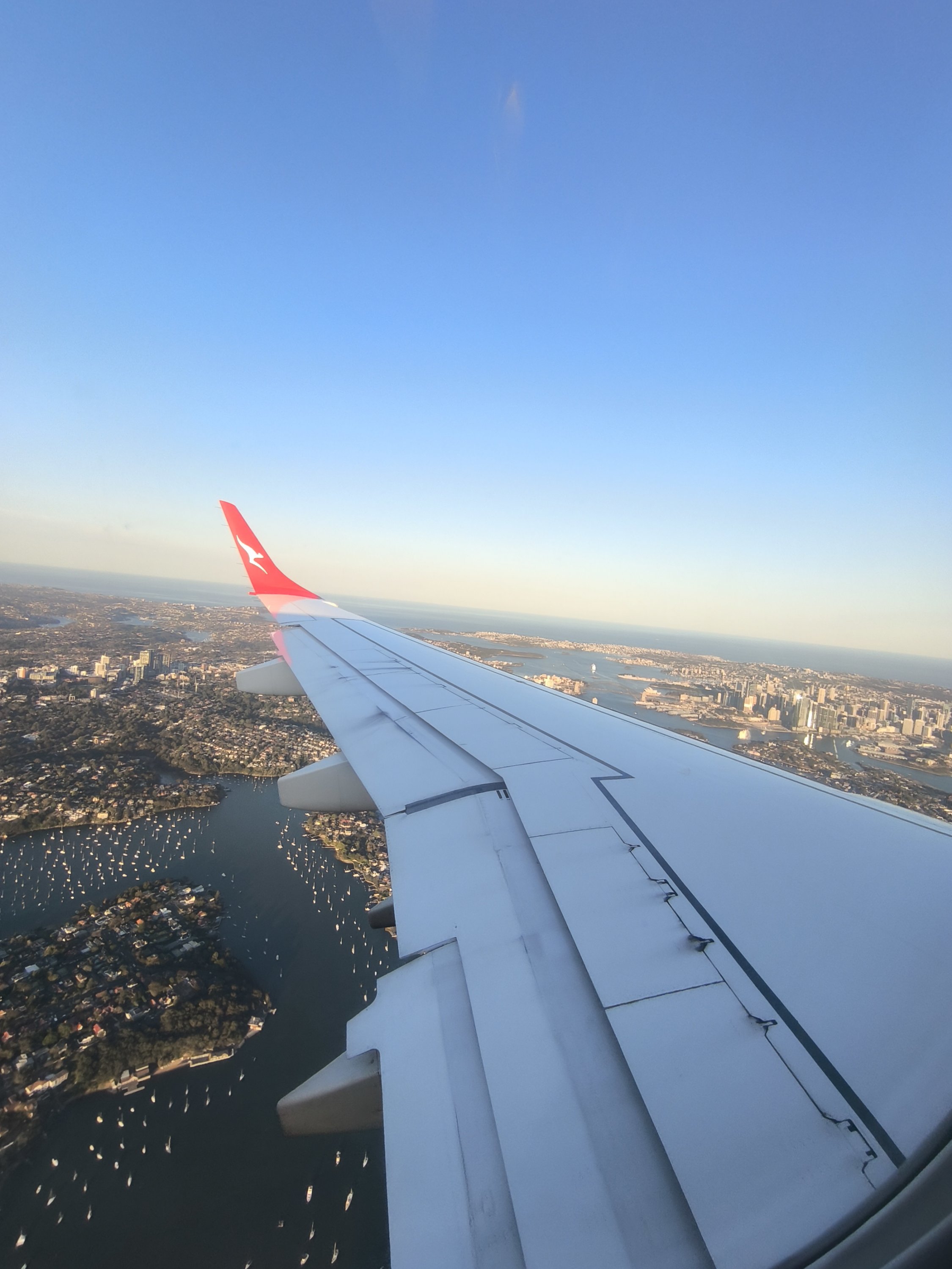 ϵ׳꣬QFװ-QantasLink/˺ QF1897 ͺҵE190 CNS-SYD ò