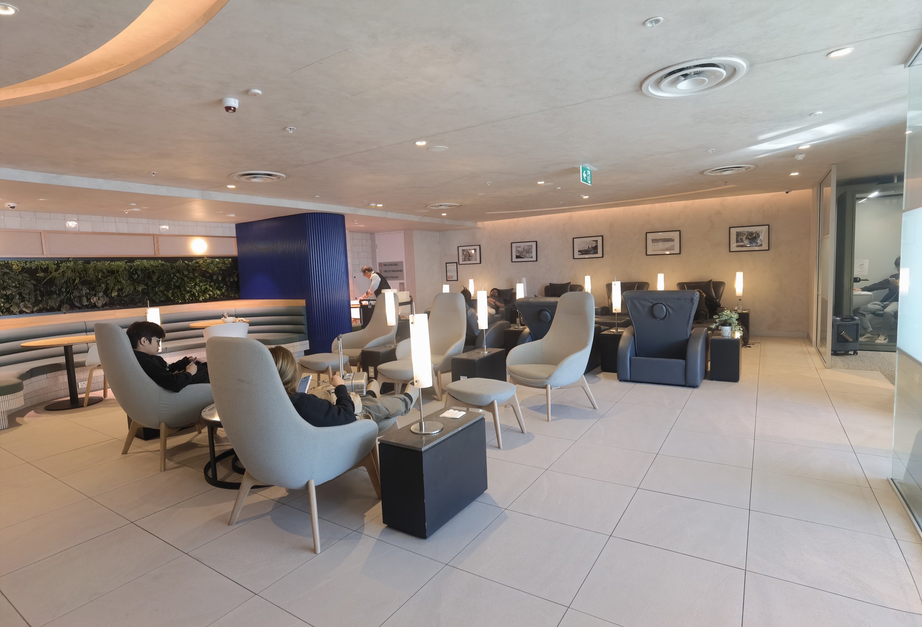 #С#Ϥ˹»T1SKYTEAM LOUNGEˣϢ鱨