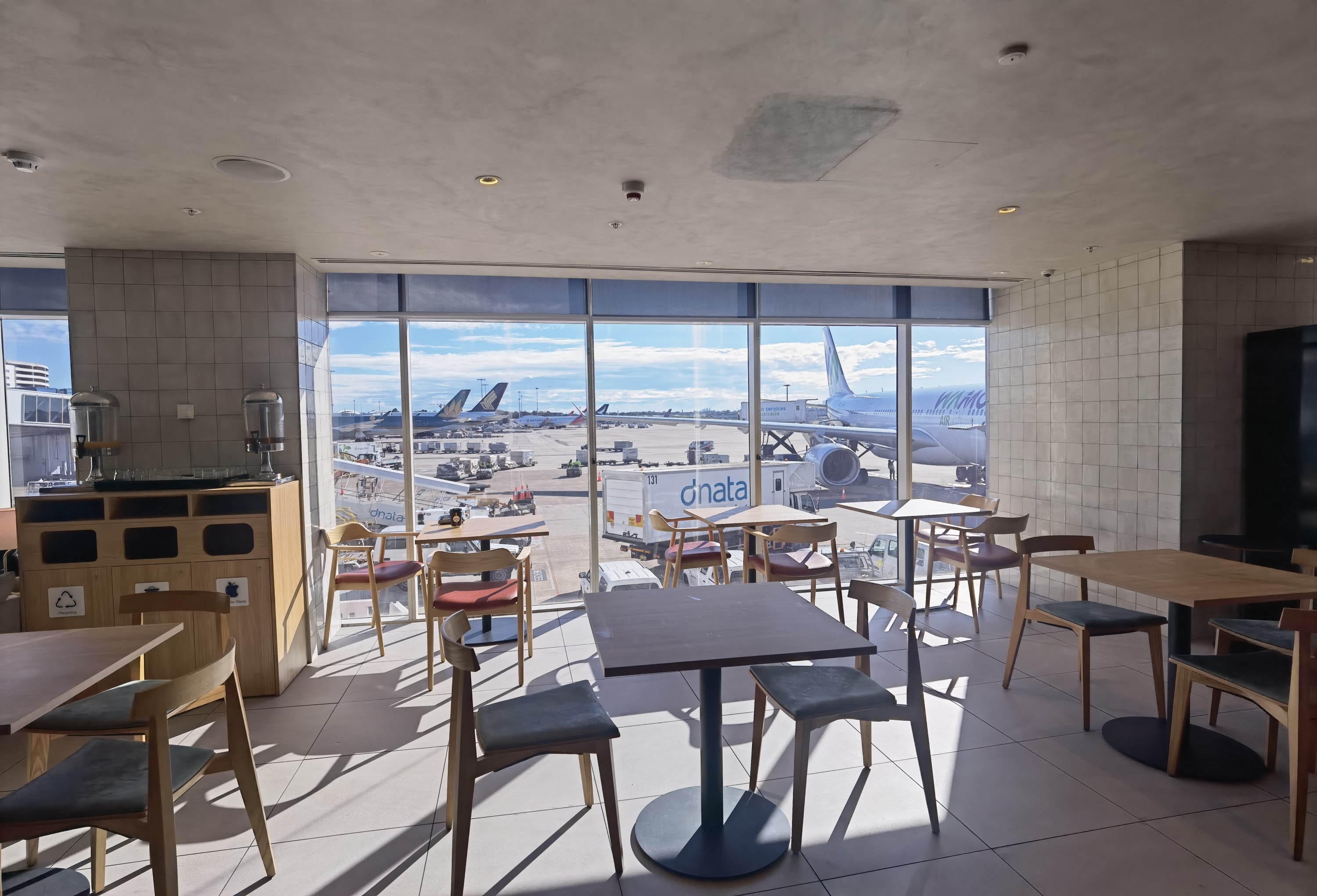 #С#Ϥ˹»T1SKYTEAM LOUNGEˣϢ鱨