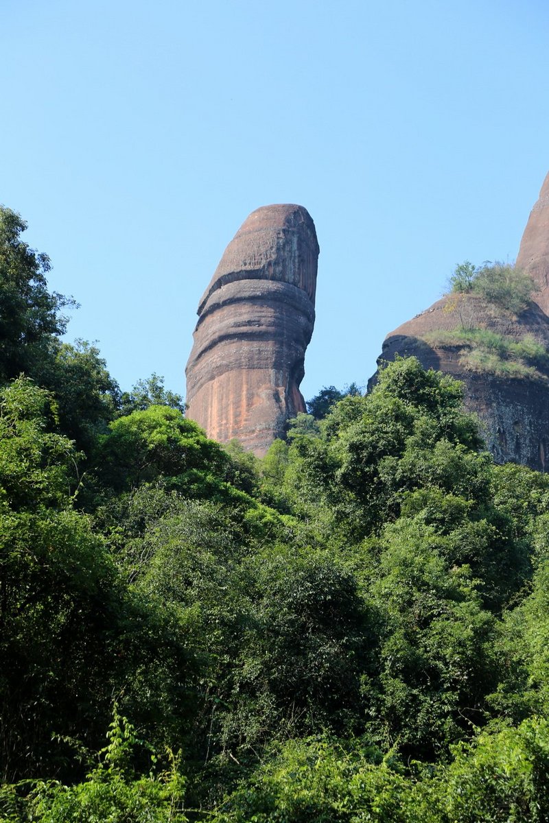 Shaoguan--Mt Danxia (5).JPG