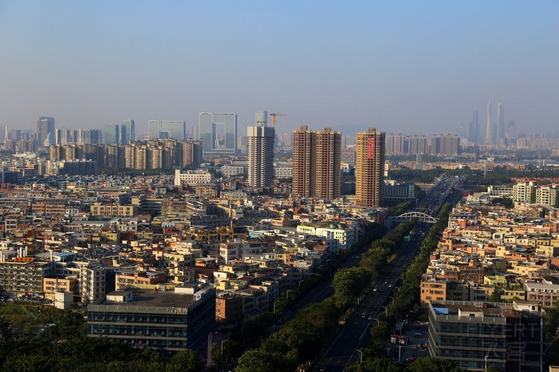 Guangzhou--Holiday Inn Express Fanyu Dashi Room View (3).JPG