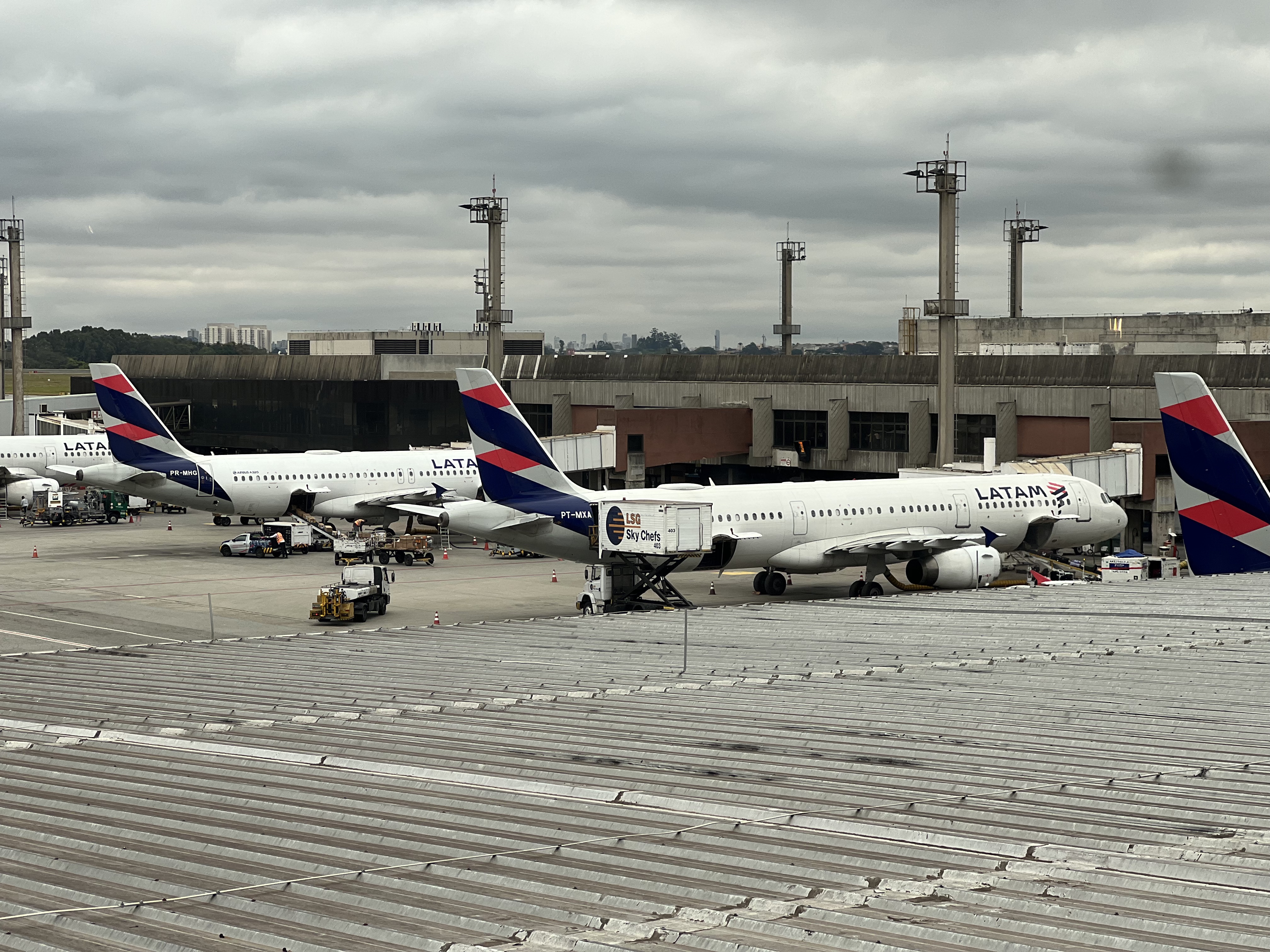 ȥٲ | LATAM LA3202ʥGRU-IGUA321ò