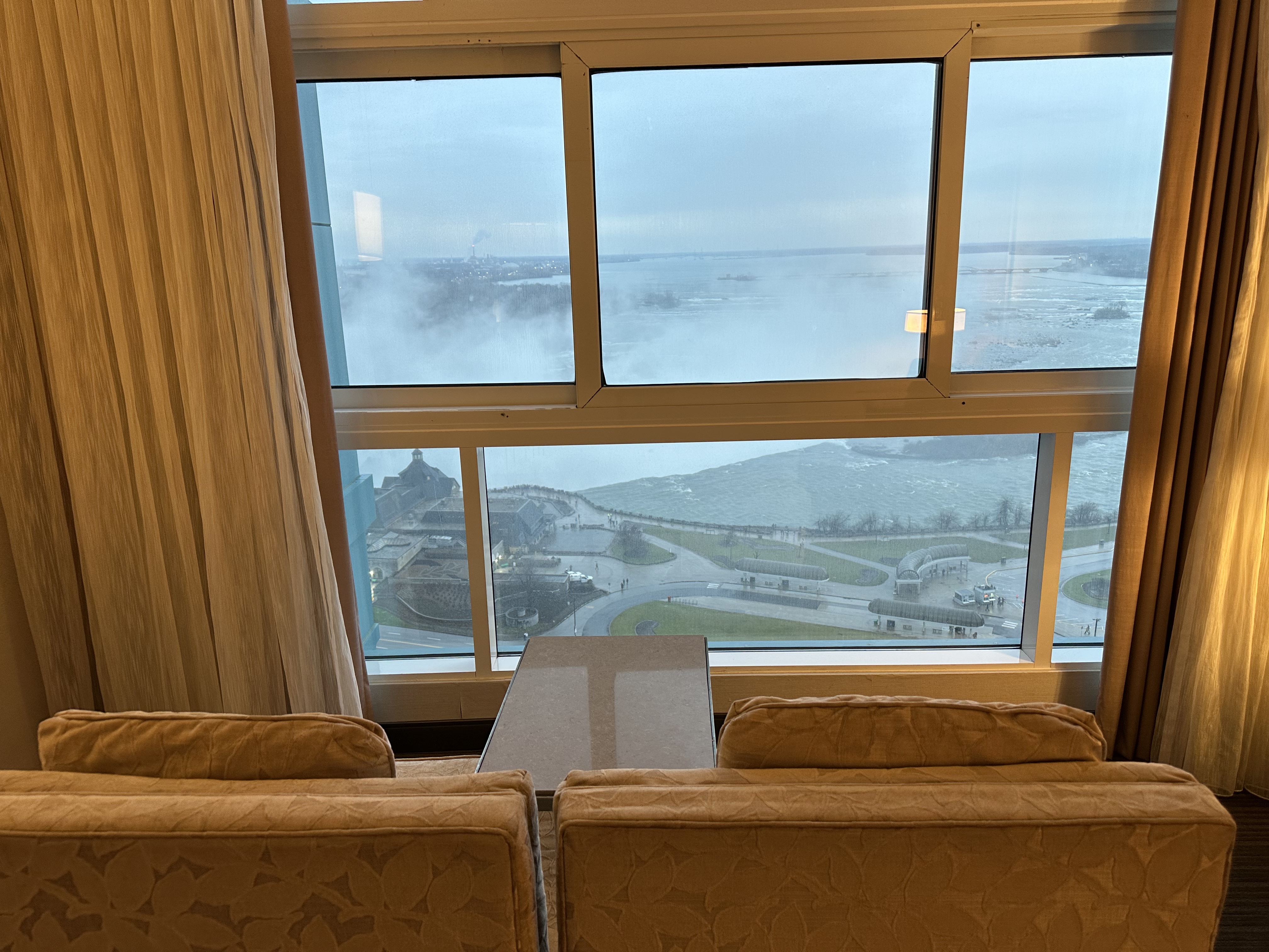 Ǽٲfallsview & spa׷