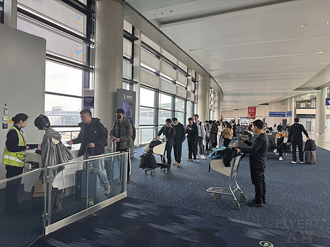 MU583 东航 PVG- LAX 上海浦东-洛杉矶 公务舱，2025首飞