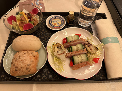 华航商务舱初体验ICN-TPE-JFK
