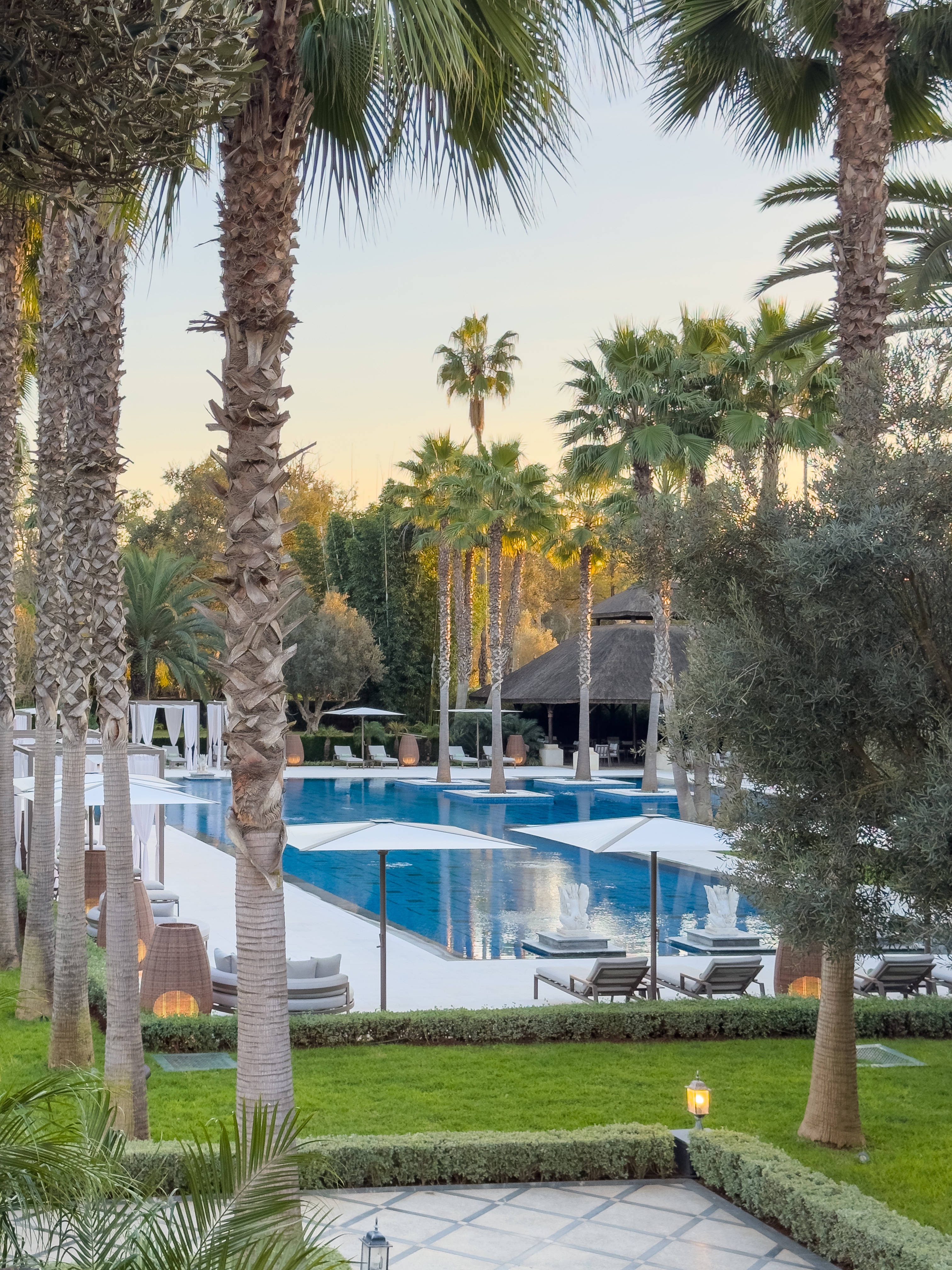 ׷Ħ˼, ˹ķ The Ritz-Carlton Rabat, Dar Es Salam